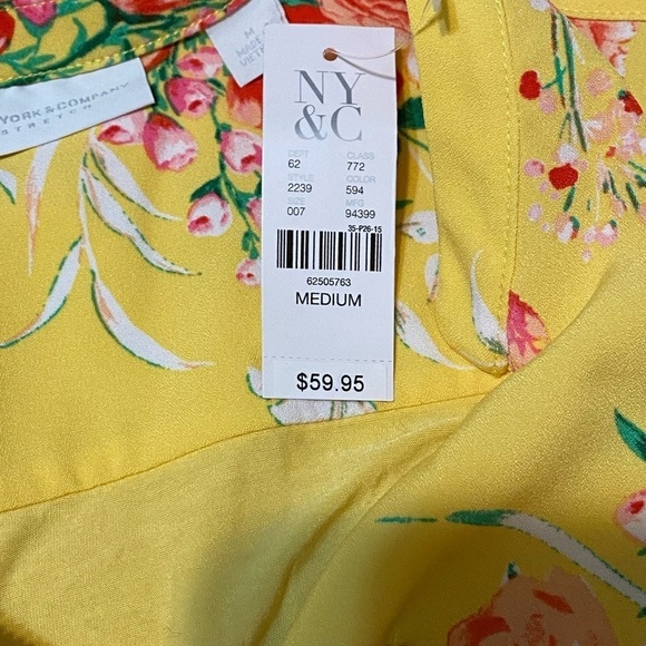 NEW 💛 Mellow Yellow NY&CO dress with pockets!! 💛 - Picture 5 of 5